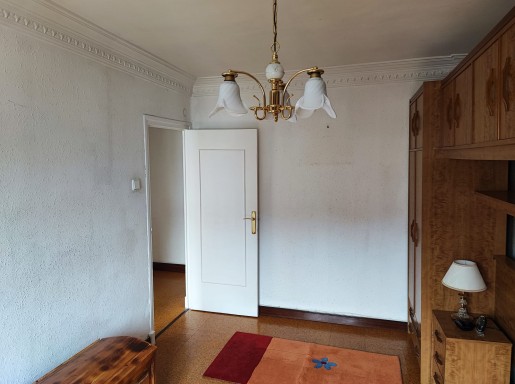 VIVENDA CON VISTAS DESPEJADAS