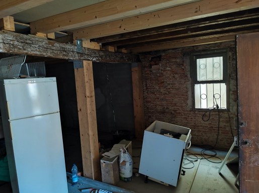 Piso para reformar en centro