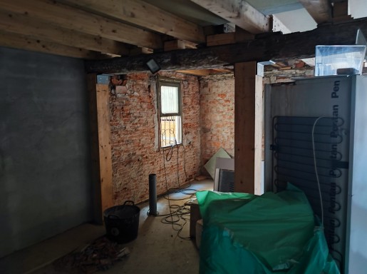 Piso para reformar en centro