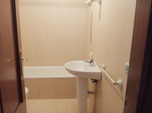 Bajo con jardin 2 haitacioes