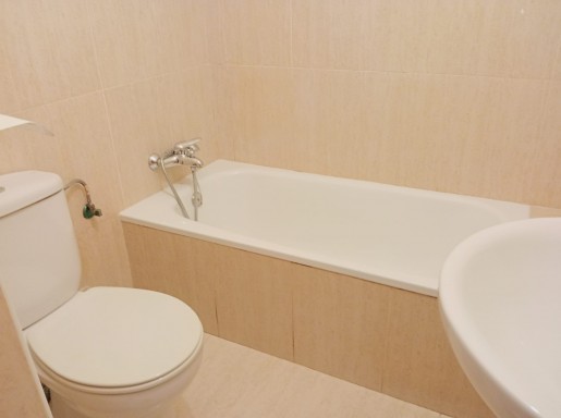 Bajo con jardin 2 haitacioes