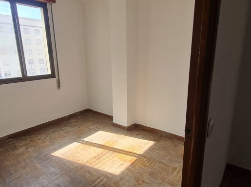 Piso 3 habitaciones ascensor