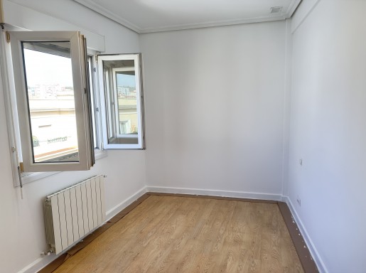 Piso con terrazas y vistas