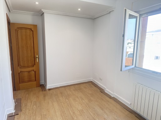 Piso con terrazas y vistas