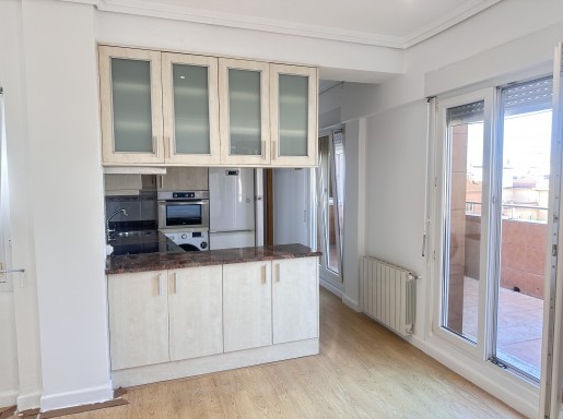 Piso con terrazas y vistas