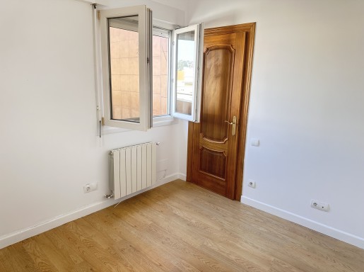 Piso con terrazas y vistas