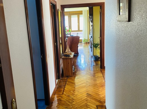 piso con garaje cerrado  