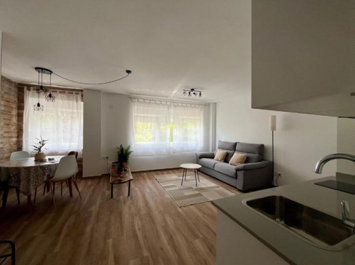 Piso amplio con Parking