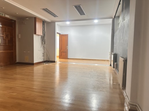 piso centro 4 habitaciones 