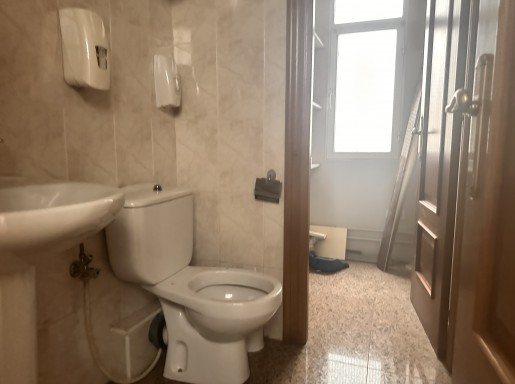 piso centro 4 habitaciones 