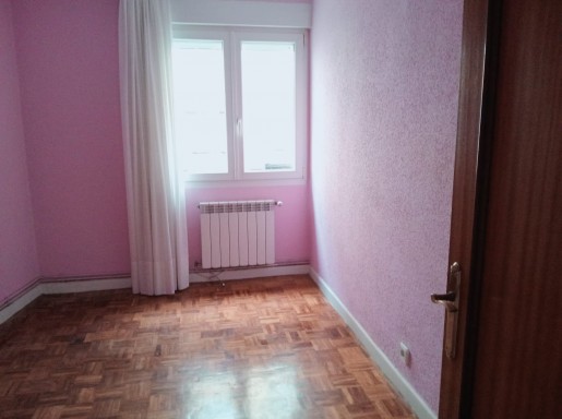 PISO LUMINOSO EN BUEN ESTADO