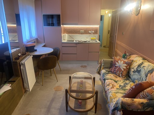 PISO REFORMADO EN PTO. CHICO.