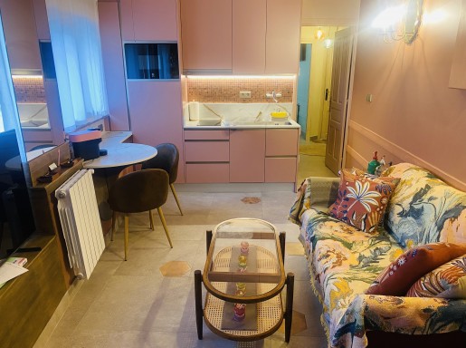 PISO REFORMADO EN PTO. CHICO.