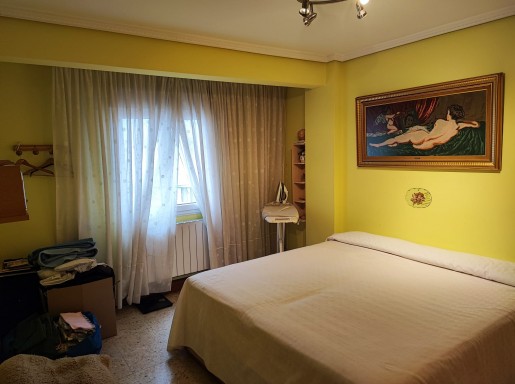 Piso amplio 3 habitaciones