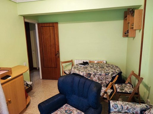 Piso amplio 3 habitaciones