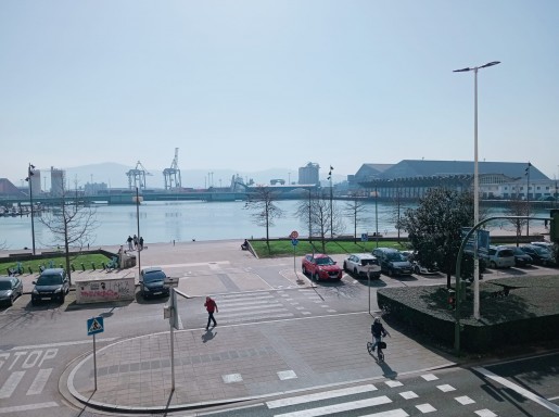 Piso amplio 3 habitaciones