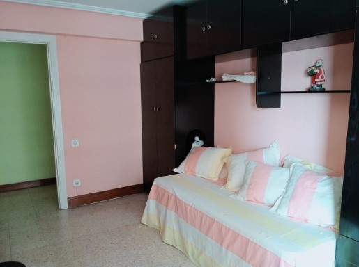 Piso amplio 3 habitaciones