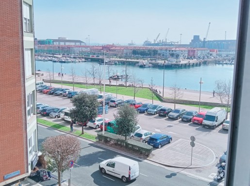 Piso amplio 3 habitaciones