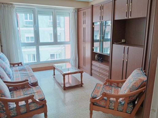 Piso amplio 3 habitaciones