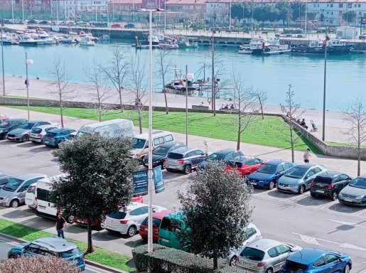 Piso amplio 3 habitaciones