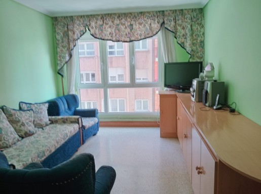 Piso amplio 3 habitaciones