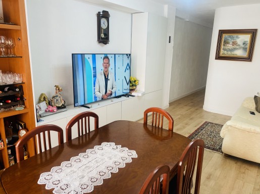 PISO REFORMADO CON TRASTERO