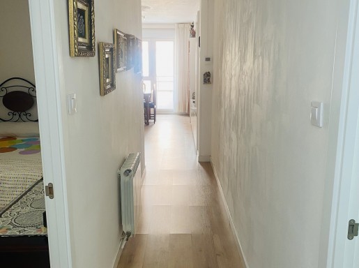 PISO REFORMADO CON TRASTERO