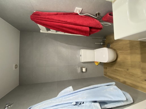 Piso 2 habitaciones 2 baños