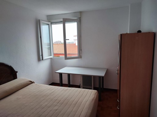 Piso en venta en Santander con 3 habitaciones, 1 baños y 100 m2 por 310.000 €