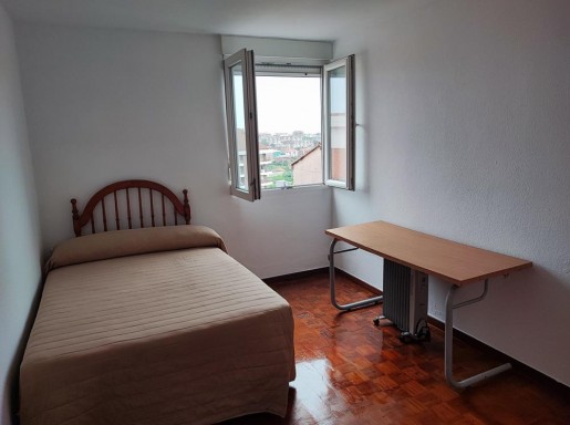 Piso en venta en Santander con 3 habitaciones, 1 baños y 100 m2 por 310.000 €