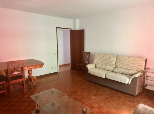 Piso en venta en Santander con 3 habitaciones, 1 baños y 100 m2 por 310.000 €