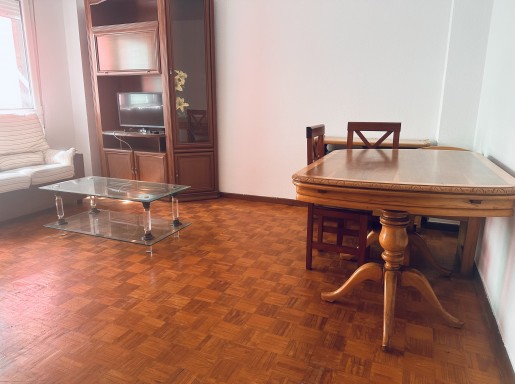 Piso en venta en Santander con 3 habitaciones, 1 baños y 100 m2 por 310.000 €