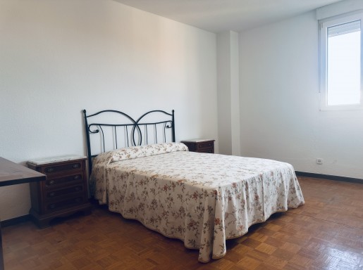 Piso en venta en Santander con 3 habitaciones, 1 baños y 100 m2 por 310.000 €