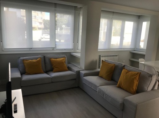 EXCELENTE VIVIENDA REFORMADA .