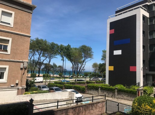 EXCELENTE VIVIENDA REFORMADA .