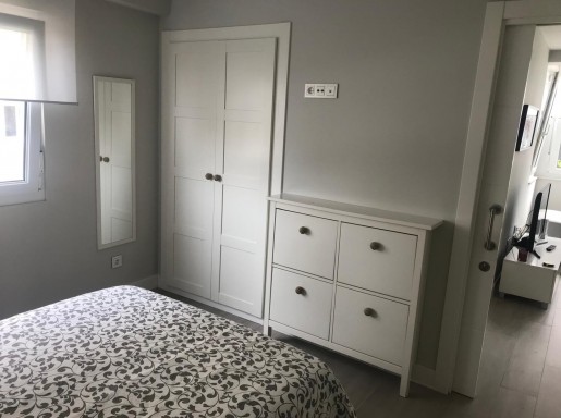 EXCELENTE VIVIENDA REFORMADA .