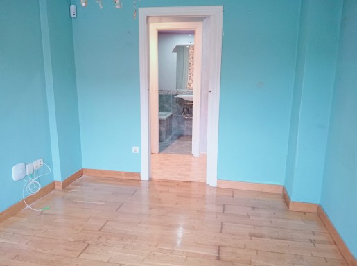 piso con aparcm 2 habitaciones