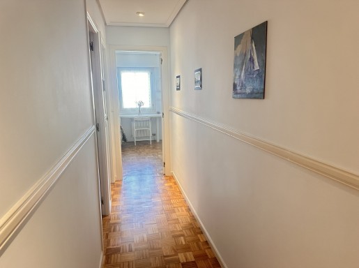 Piso con terraza 3 habitacione