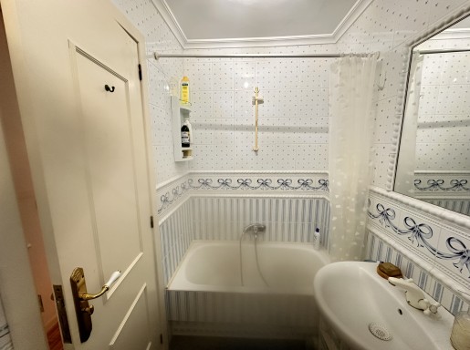 Piso con terraza 3 habitacione