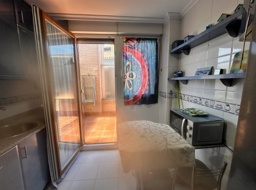 Piso con terraza 3 habitacione