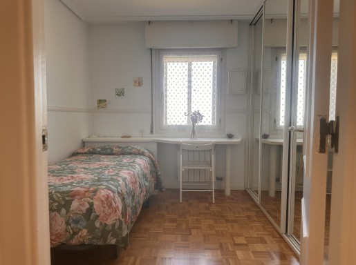 Piso con terraza 3 habitacione