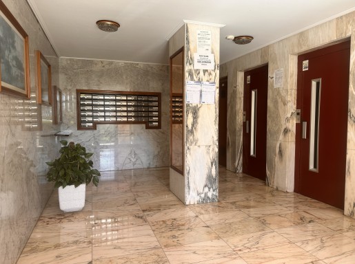 Piso con terraza 3 habitacione