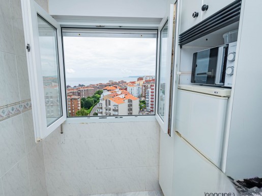 Pios con terraza y 3 habita