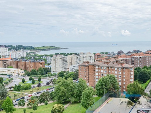 Pios con terraza y 3 habita