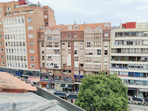 Duplex  reformado con garaje 