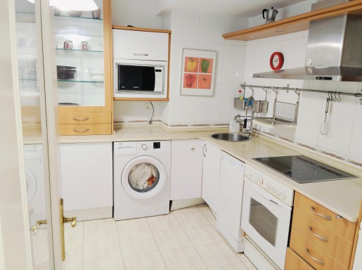 Duplex  reformado con garaje 