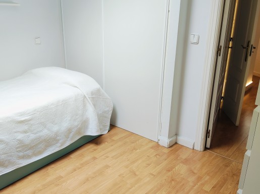 Duplex  reformado con garaje 