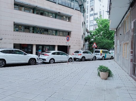 VIVIENDA EN EL CENTRO .