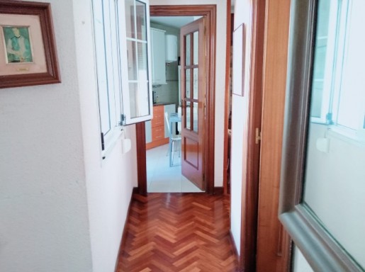 VIVIENDA EN EL CENTRO .