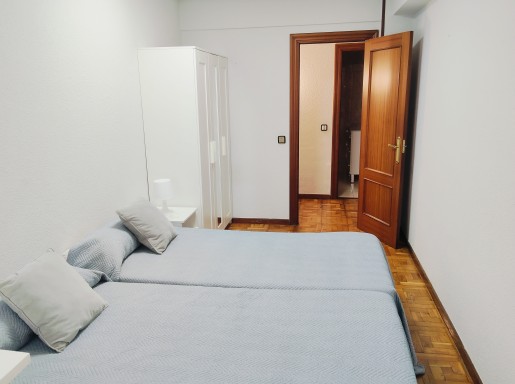VIVIENDA CON GARAJE Y TRASTERO